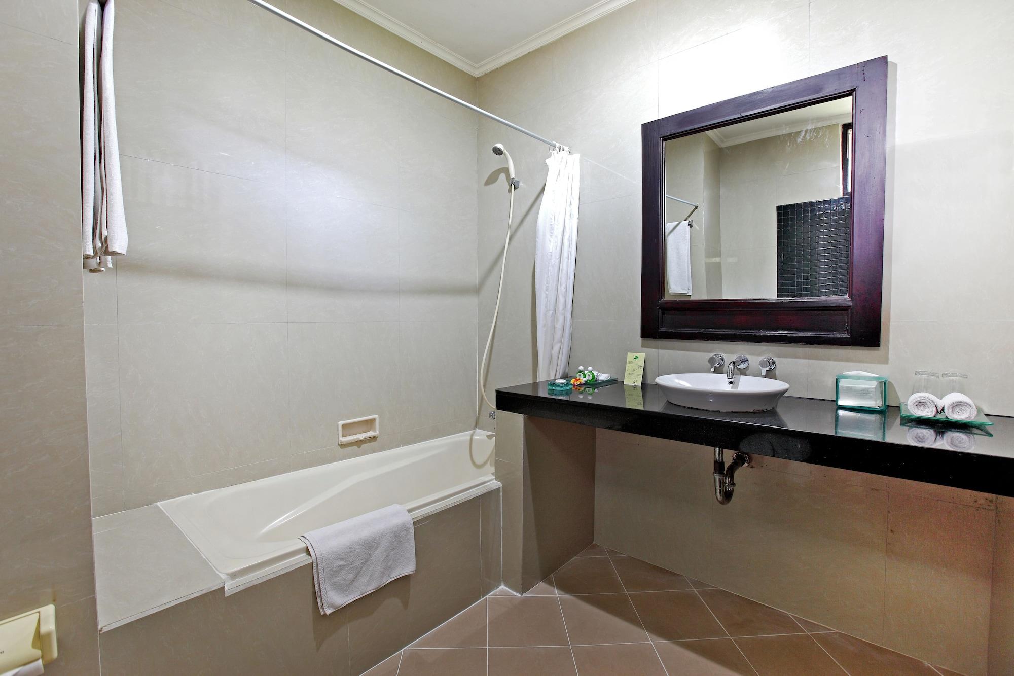 Adi Dharma Hotel Legian Exterior photo