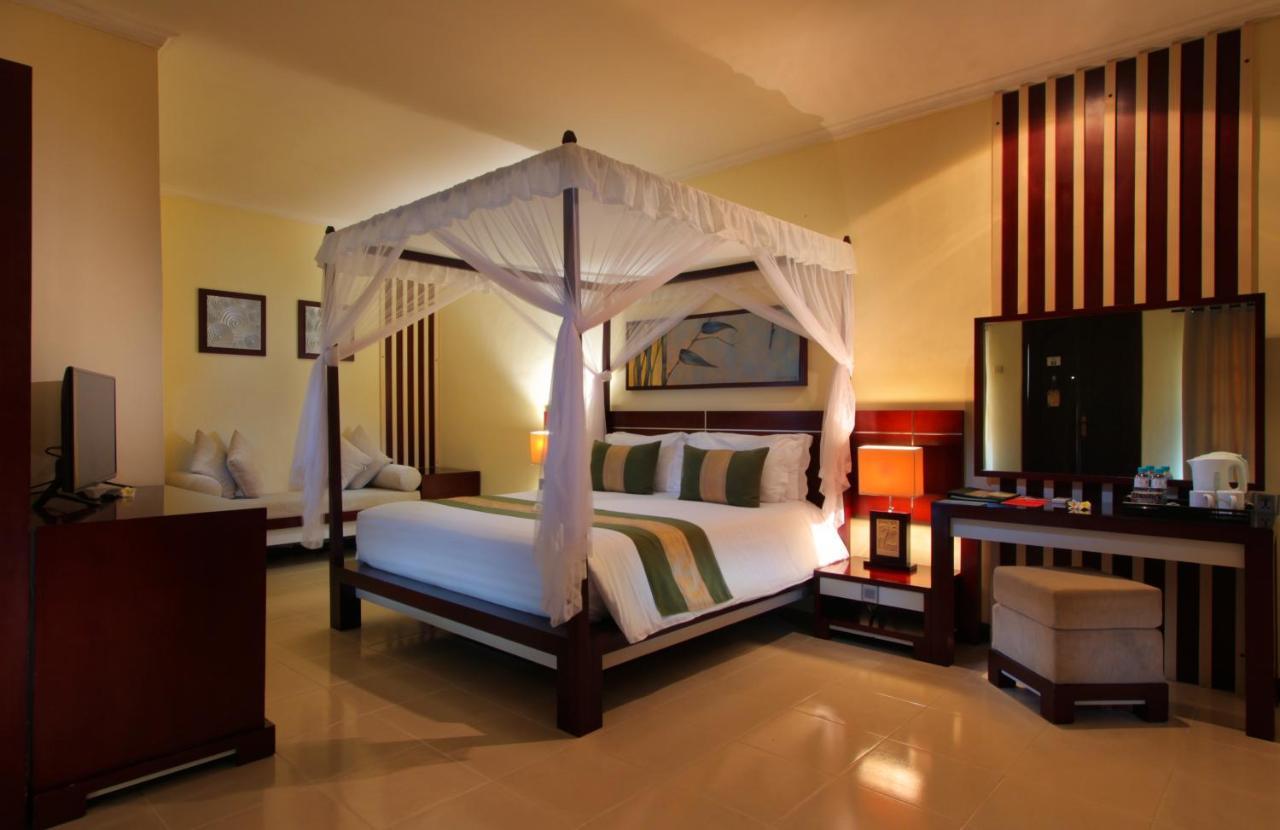 Adi Dharma Hotel Legian Exterior photo