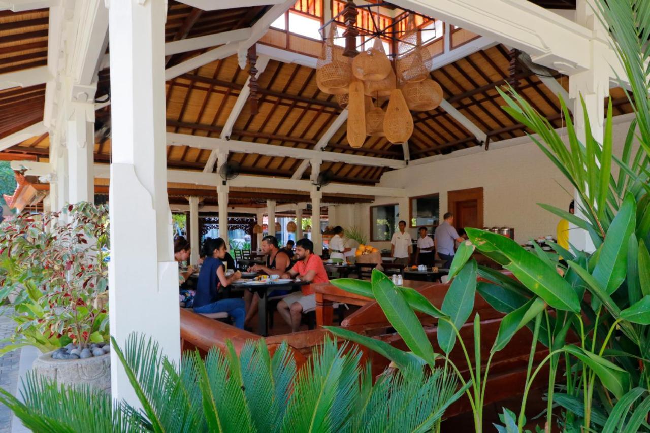 Adi Dharma Hotel Legian Exterior photo